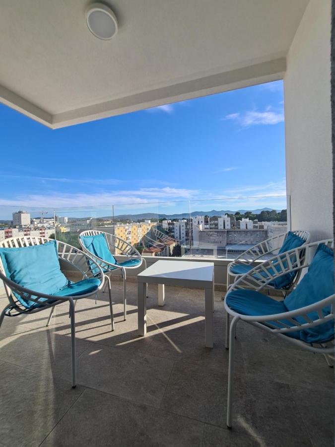 Mare With Parking Appartement